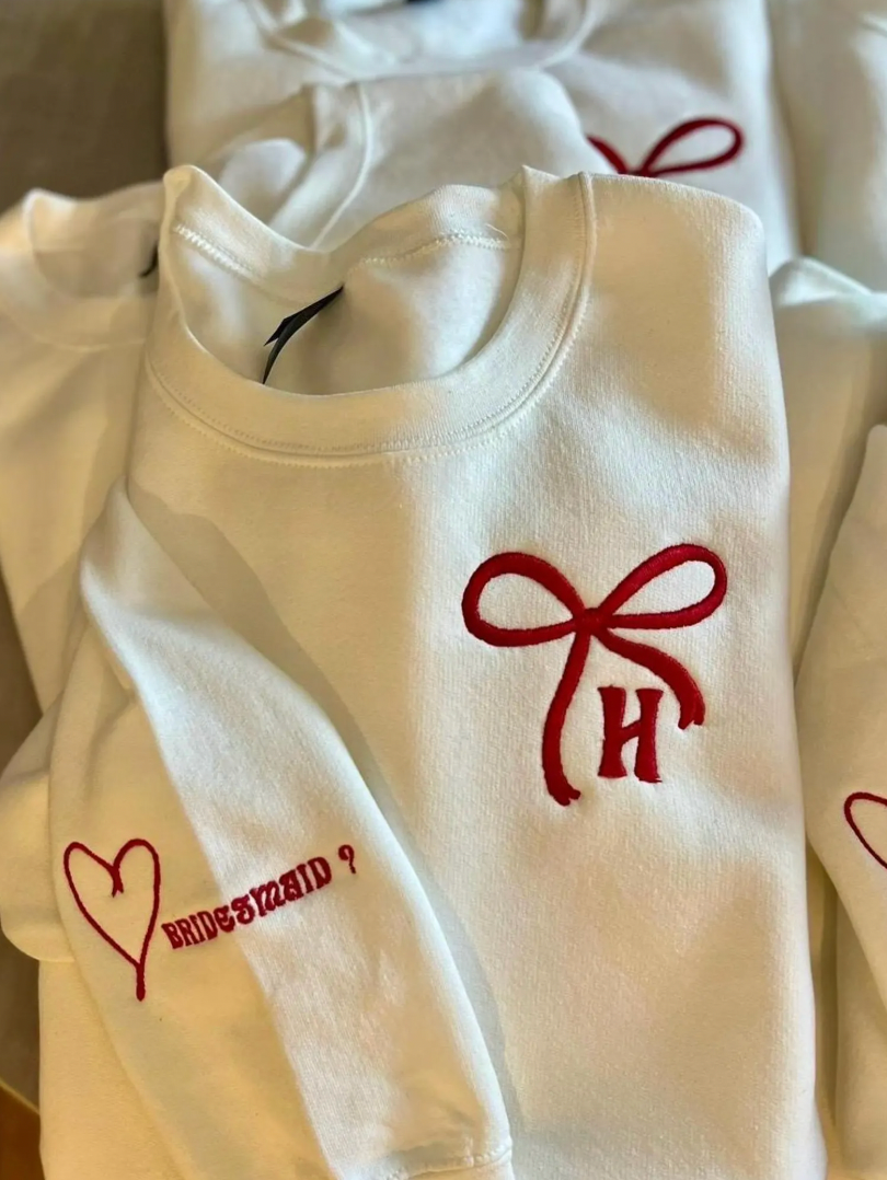 Bow and Initials Embroidered Crewneck red on white